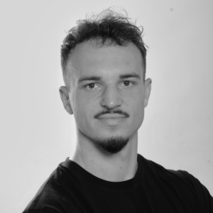 Damián Halameček - černobílý portrét